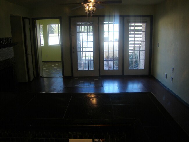 Building Photo - 30 E Brown Rd