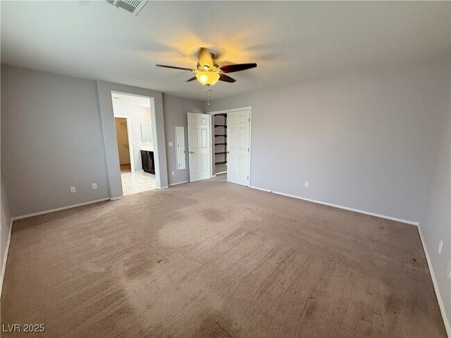Building Photo - 5057 Shadow Valley St