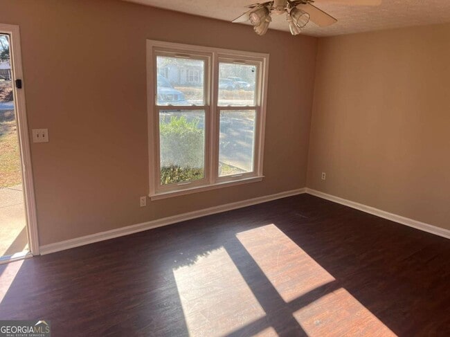 Building Photo - 1301 Hickory Ridge Trail