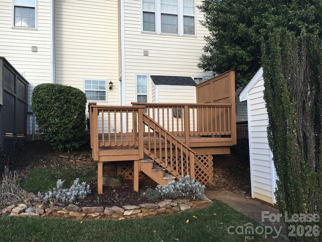 Building Photo - 17819 Delmas Dr