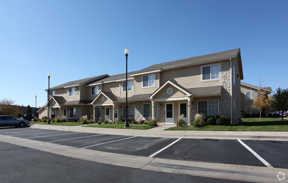 Andover Crossing Apartments 415 S Sunset Dr Andover KS 67002 Apartment Finder