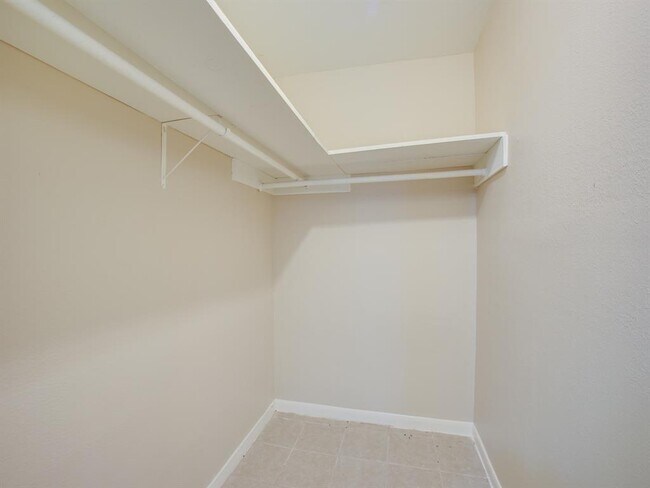 Building Photo - 2605 Marilee Ln