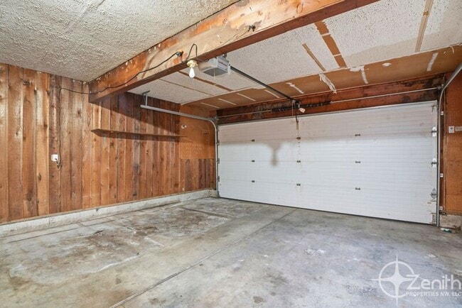 Building Photo - 9507 NW 18th Ave