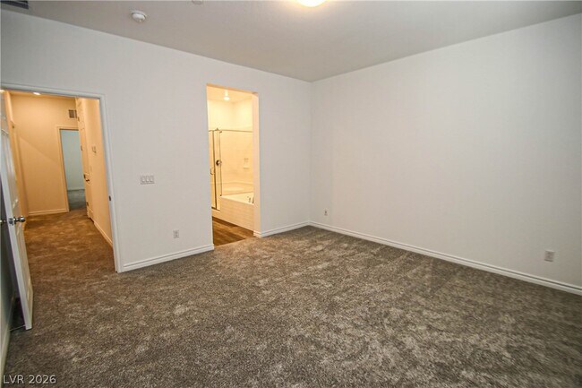 Building Photo - 20 Barbara Ln