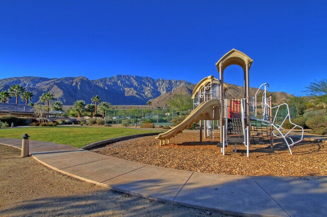 Building Photo - 703 Ventana Ridge