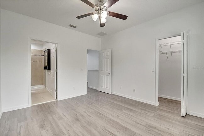 Building Photo - 9161 Shepton St