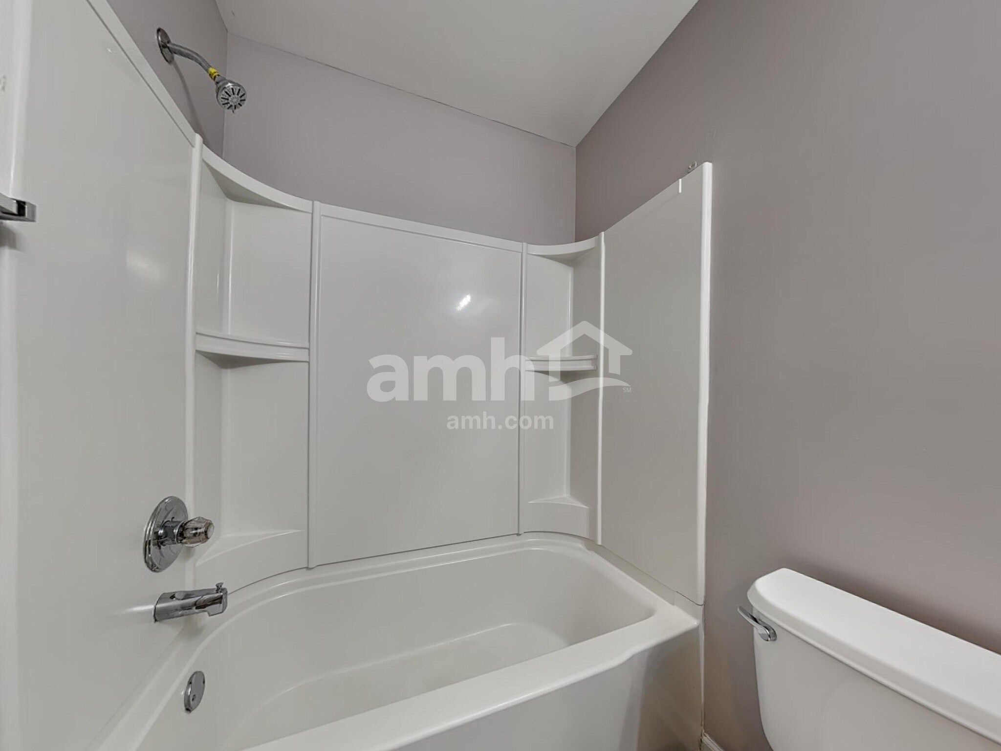 Building Photo - 201 Heritage Pky