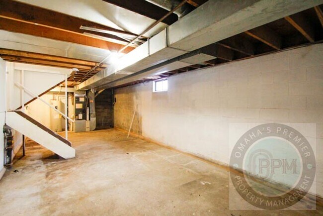 Building Photo - 11652-11654 Camden Ave