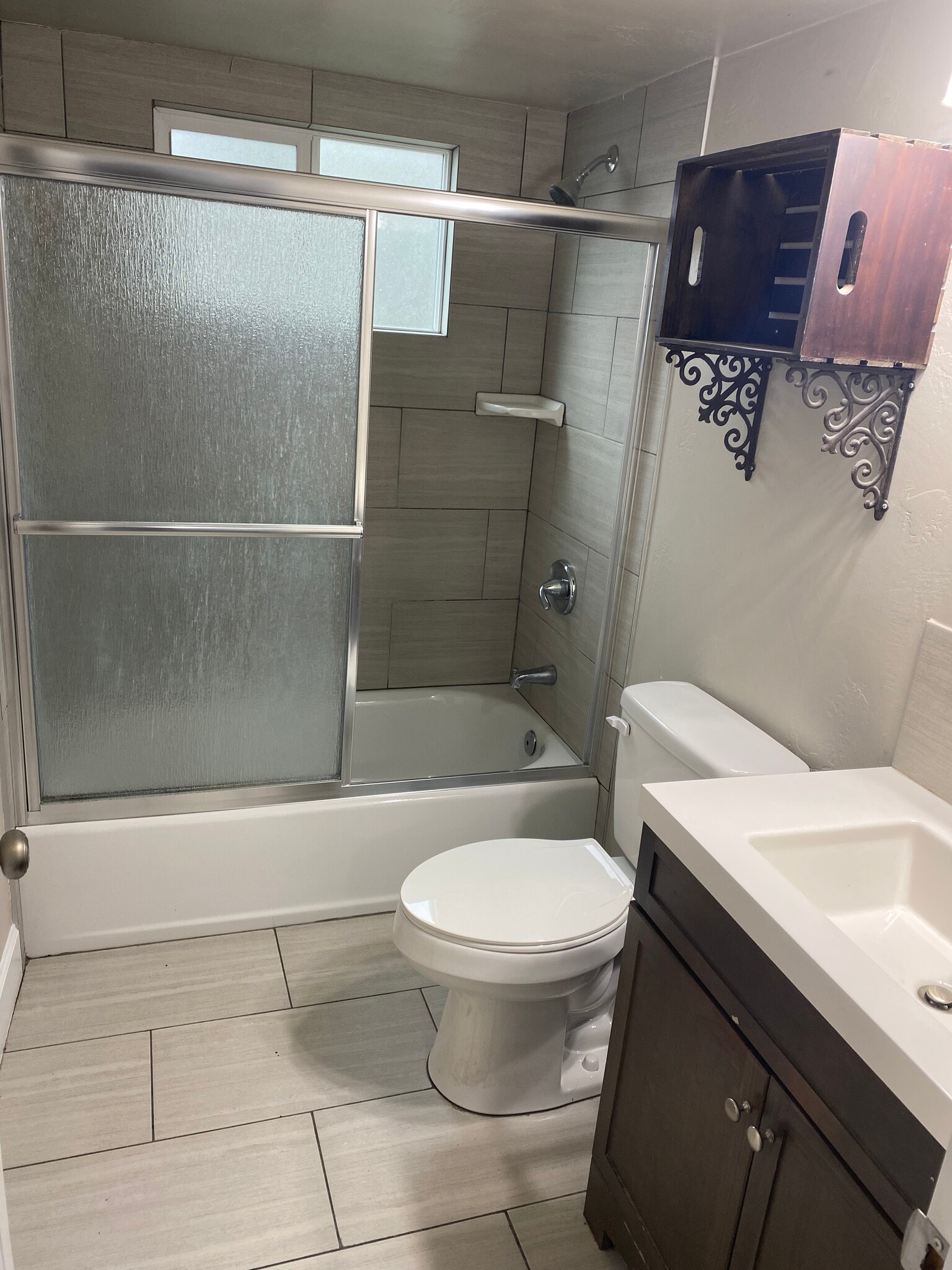 Bathroom - 1842 Lynwood Dr