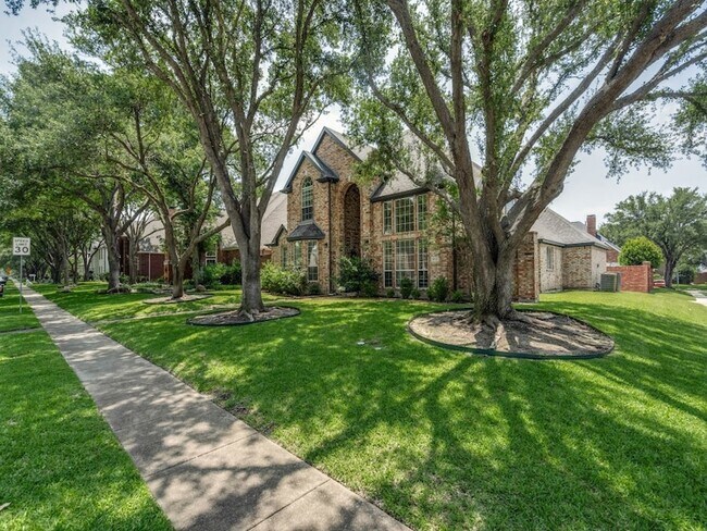 Building Photo - 4612 Old Pond Dr