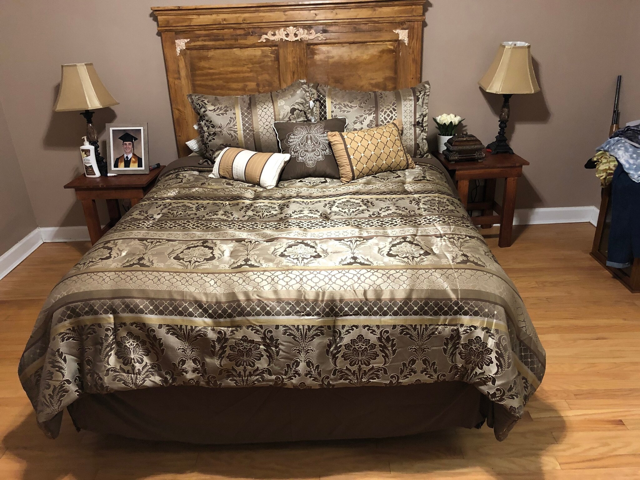 Building Photo - 14216 Woodlands Dr