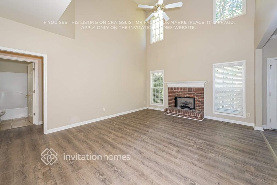 Building Photo - 4033 Rivermeade Dr SW