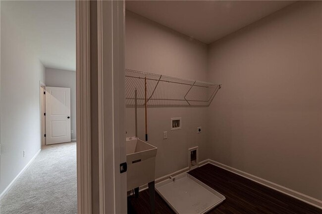 Building Photo - 212 Birchwood Row