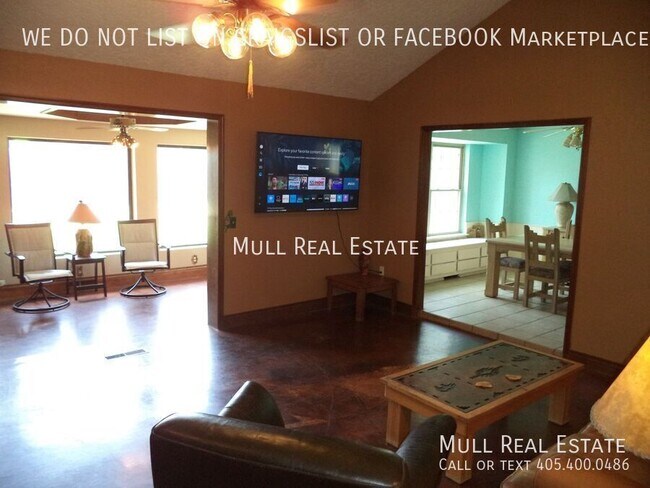 Building Photo - Furnished Single Family Home