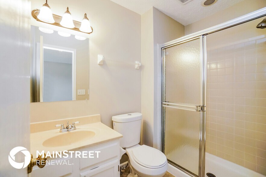 Building Photo - 2124 Maribeth Pl