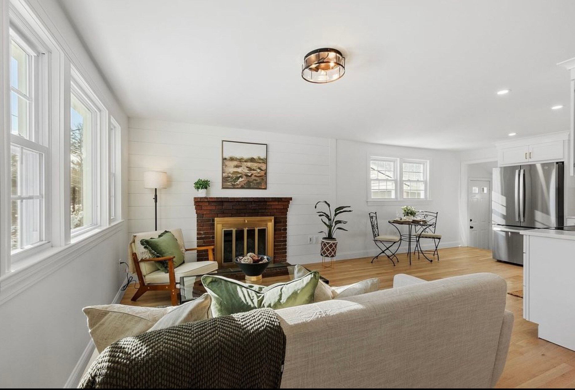 Building Photo - 13 Centerville Dr