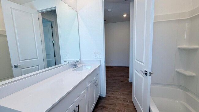 Building Photo - 15988 W Desert Spoon Dr