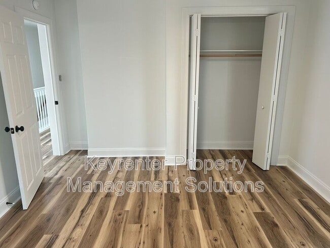 Building Photo - 514 Baltimore Ave