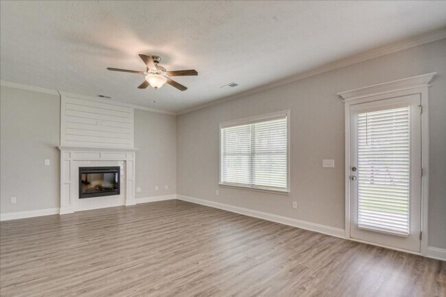 Building Photo - 2551 Traverse Trl