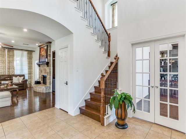 Building Photo - 7110 Waterbury Dr