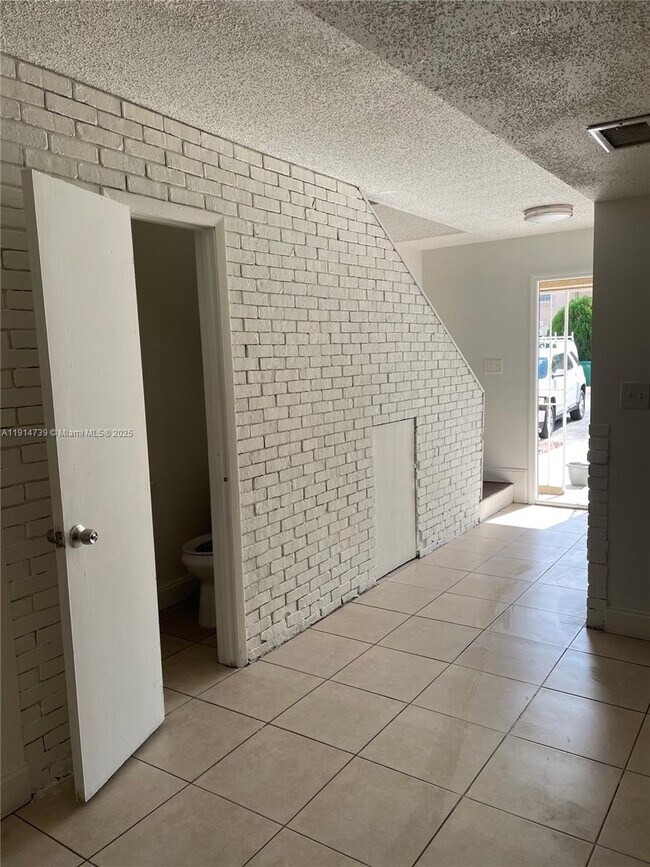 Building Photo - 5497 NW 171 Terrace