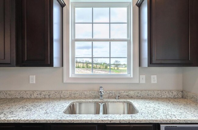 Building Photo - Dallastown Schools! Beautiful 3 Bedroom, 2.3 Bath Townhome!