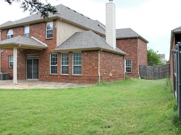 Building Photo - 5996 Clearwater Dr