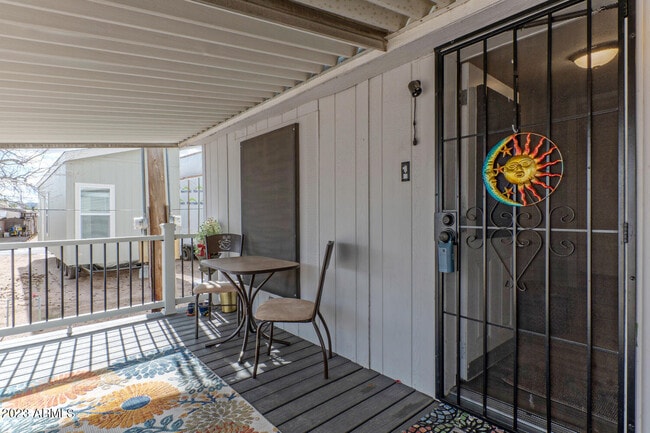 Building Photo - 16005 N 32nd St