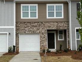 Building Photo - 3537 Cardinal Dr