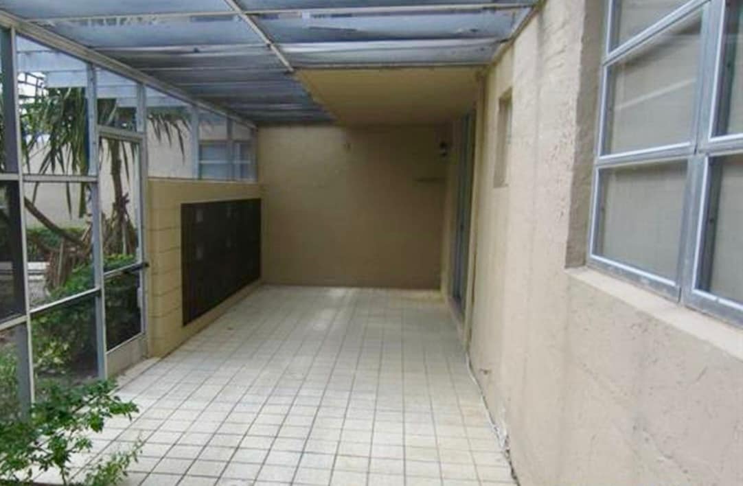 Building Photo - 406 NW 68th Ave