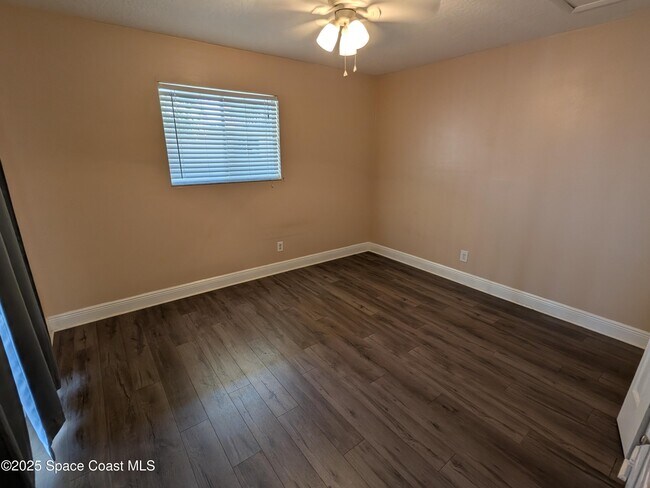 Building Photo - 4153 Prime Ave