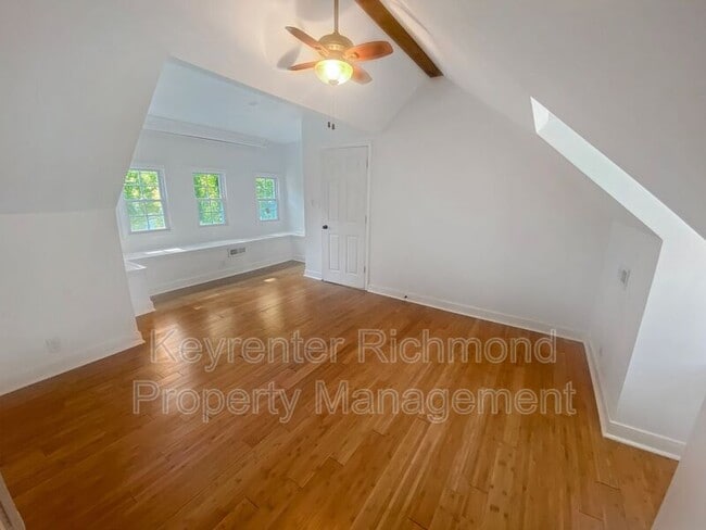 Building Photo - 2901 Maplewood Rd