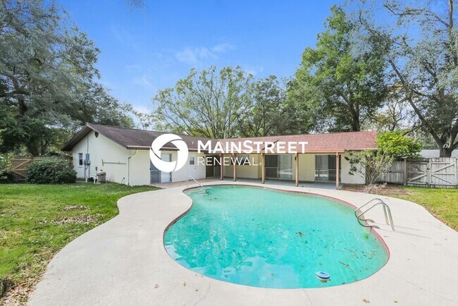 Building Photo - 4 Bedroom Pet-Friendly Home in Longwood, FL with Main Street Renewal