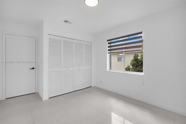 Building Photo - 300 SW 100th Ave