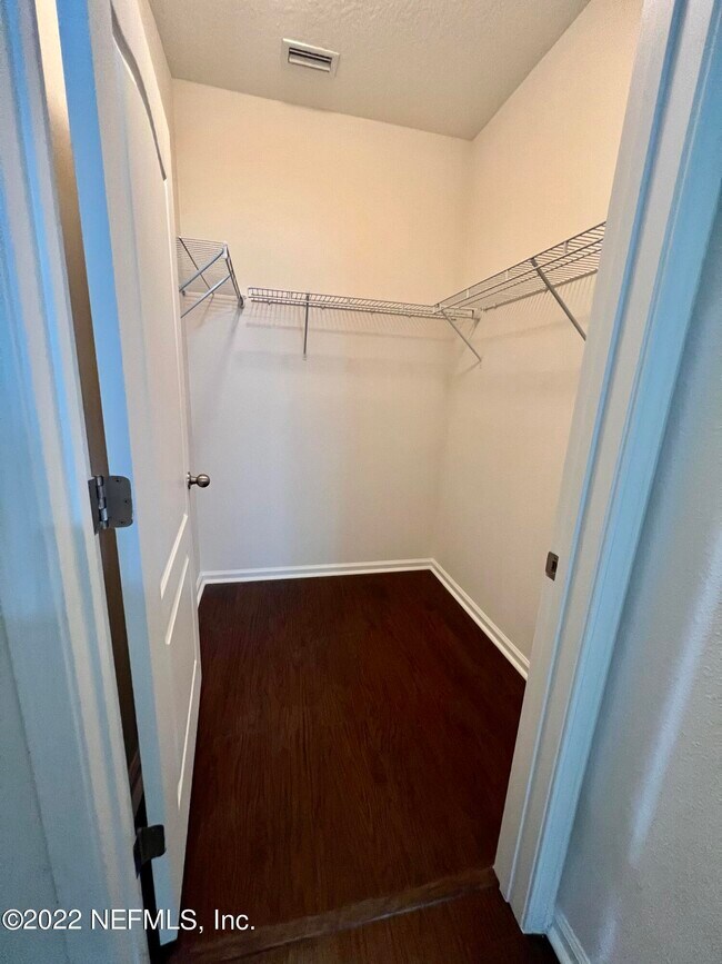 Building Photo - 4990 Key Lime Dr