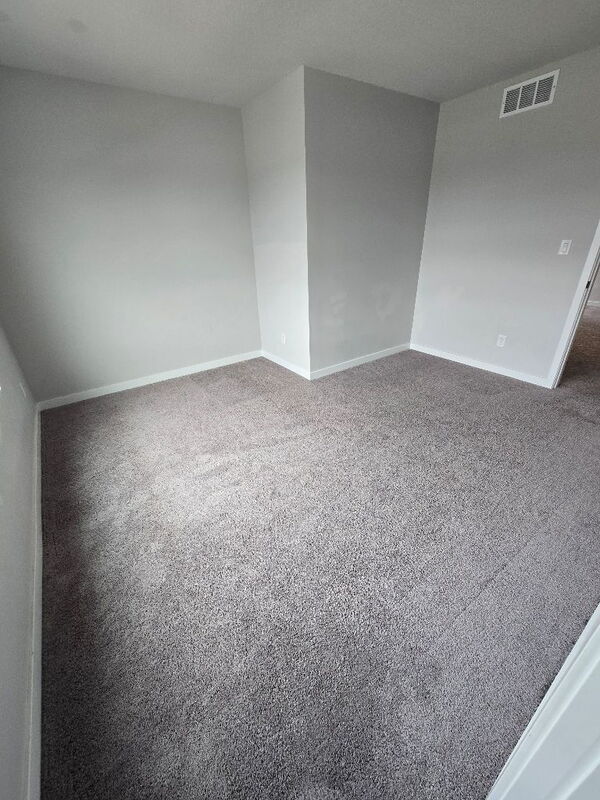 Building Photo - 5653 Brookview Ave