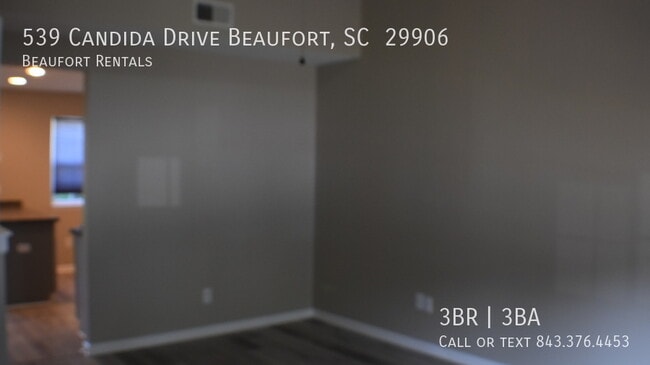 Building Photo - 539 Candida Dr
