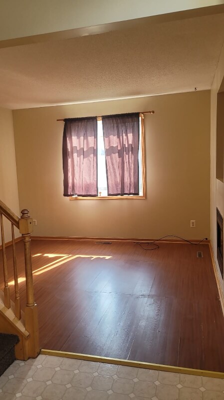 Building Photo - 665 Woodduck Dr