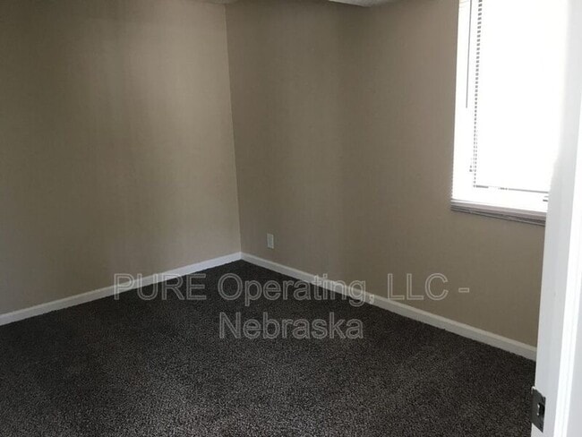 Building Photo - 3341 S 89th St