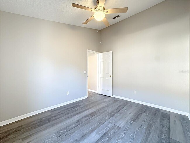 Building Photo - 13642 Emeraldview Dr