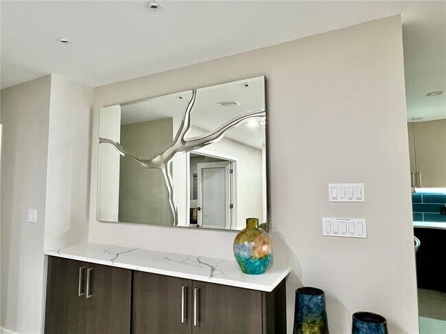 Building Photo - 3280 S Shore Dr