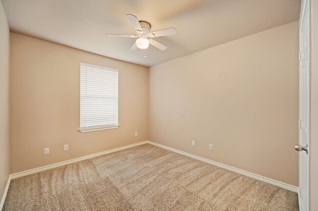 Building Photo - 6822 County Rd 1215