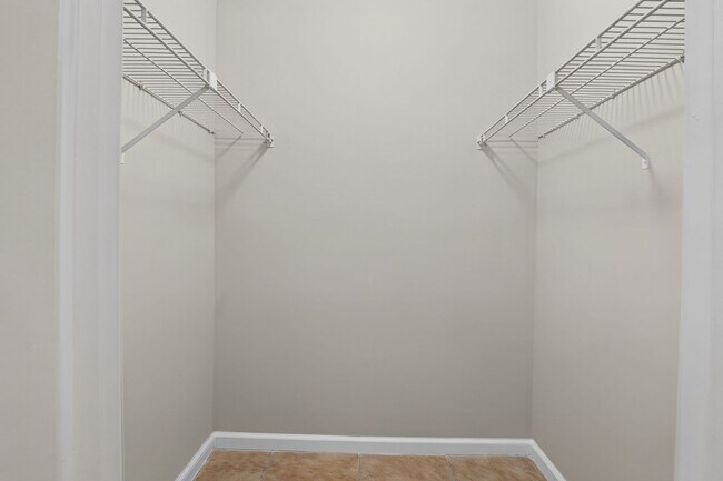 Building Photo - 53 Windtree Ln