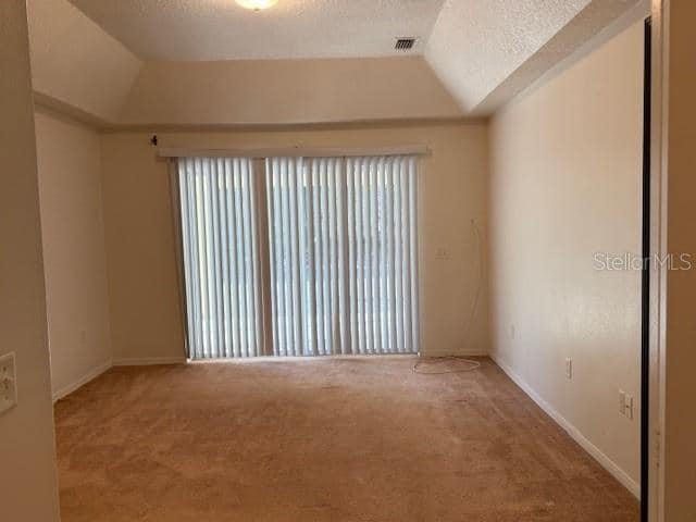 Building Photo - 8005 SW 134 Loop