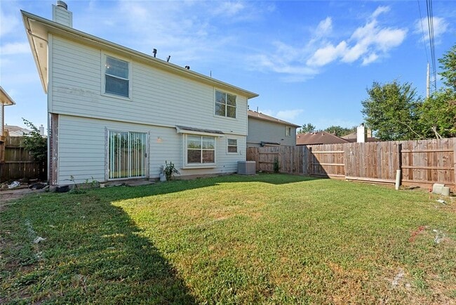 Building Photo - 8914 Pecan Pl Dr