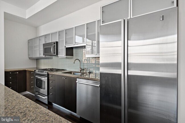 Building Photo - 1101 Locust St