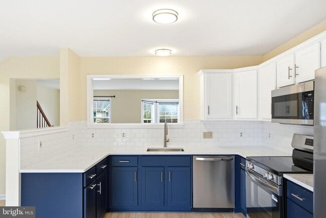 Building Photo - 541 Highland Towne Ln