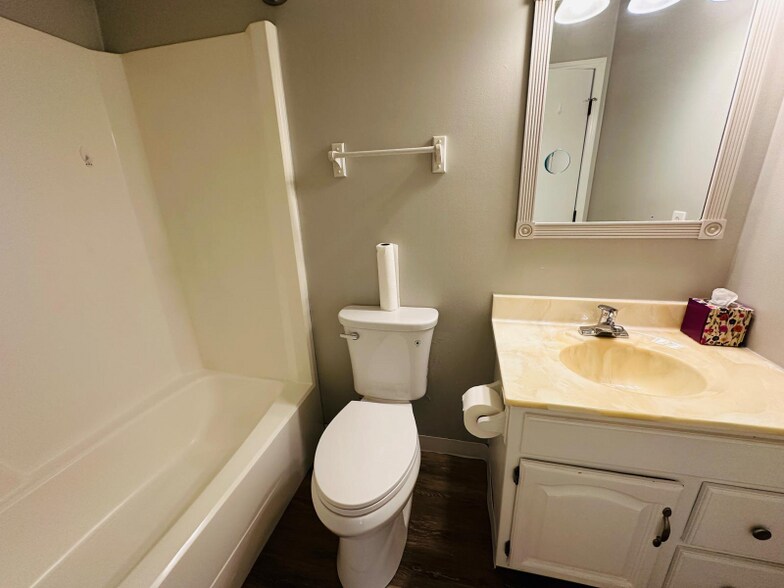 Building Photo - 1291 Jester Ct