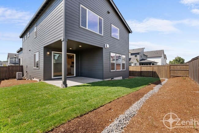 Building Photo - Brand New 4 Bedroom Corner Lot Home In Rid...
