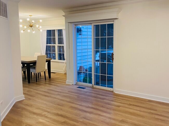 Building Photo - 2745 Borkshire Ln